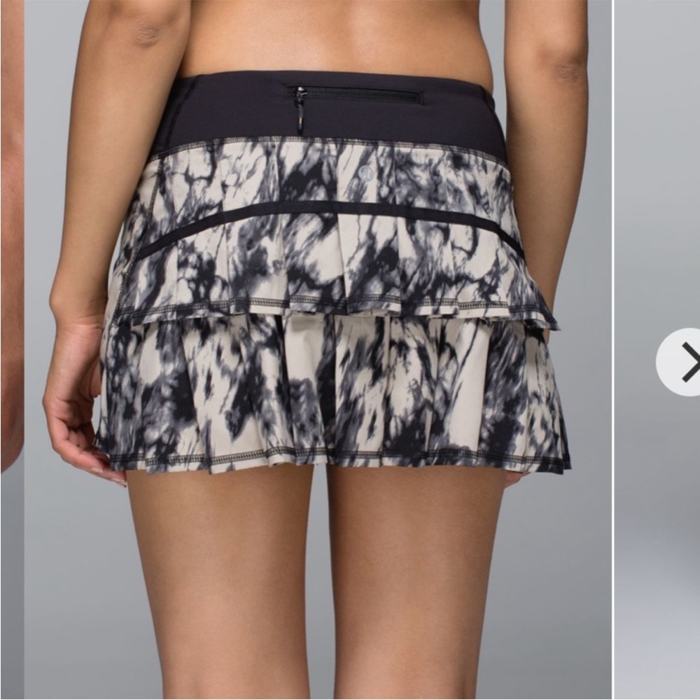 🍒 Lululemon Pace Setter Skirt Sz 8 Black Marble